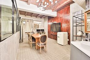 February Hotel Hwanggeum