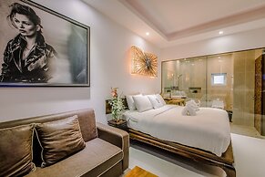 The Privilege Hotel Ezra Beach Club