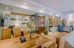 The Privilege Hotel Ezra Beach Club