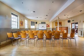 The Golden Lion Hotel, St Ives, Cambridgeshire