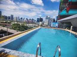 Interchange Tower Serviced Apartment