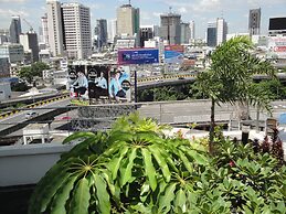 Interchange Tower Serviced Apartment