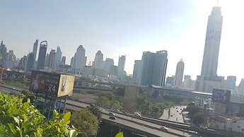 Interchange Tower Serviced Apartment