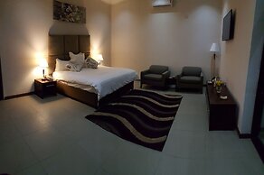 Pamo Hotel and Restaurant