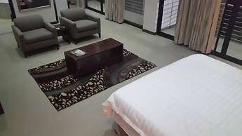 Pamo Hotel and Restaurant