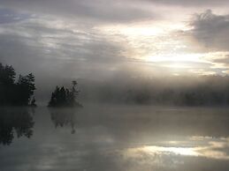 Moose Track Adventures Resort