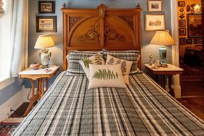 The Dolon House Bed and Breakfast