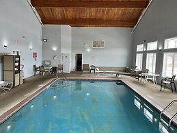 Grandstay Hotel and Suites