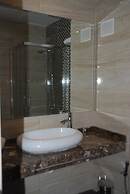 Hotel A44