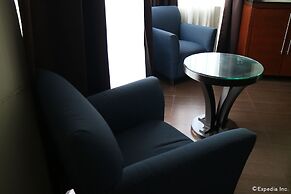 Avenue Suites Hotel