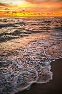 White Sand Beach Resort