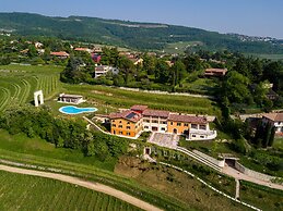 La Fonte degli Dei Wine Relais Adults Only