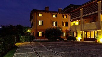 La Fonte degli Dei Wine Relais Adults Only