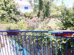 Artemis Studios & Apartments