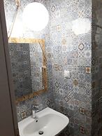 Artemis Studios & Apartments