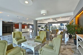 Summer in Garden Suites & Beach Hotel