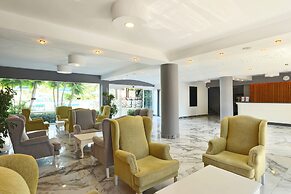 Summer in Garden Suites & Beach Hotel