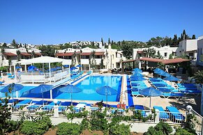 Summer in Garden Suites & Beach Hotel