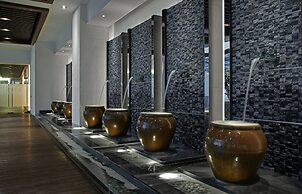 V E Hotel & Residence