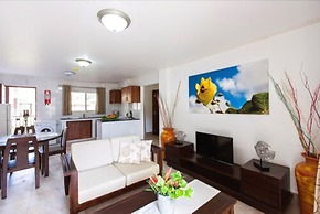 Praslin Holiday Home