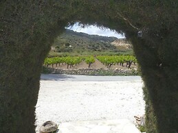 Ampelokipi Holiday Apartments