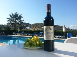 Ampelokipi Holiday Apartments