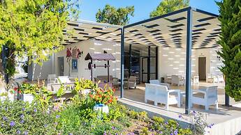 Ladonia Hotels Luna Beach Resort