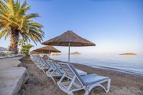 Ladonia Hotels Luna Beach Resort