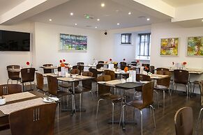 The Grosvenor Plymouth