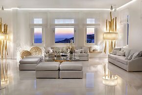 Anax Resort & Spa