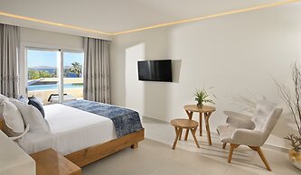 Anax Resort & Spa