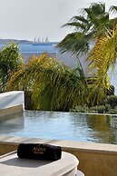Anax Resort & Spa