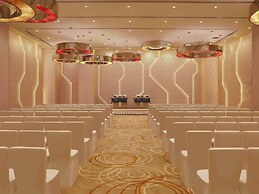 Novotel Chennai OMR Hotel