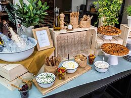 Novotel Chennai OMR Hotel