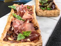 Novotel Chennai OMR Hotel