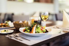 Novotel Chennai OMR Hotel