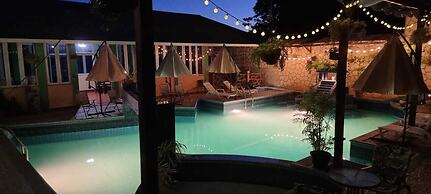 Hotel La Ribiera del Lago Peten Itza