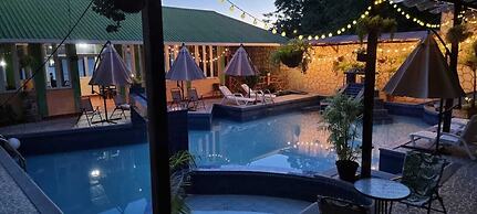 Hotel La Ribiera del Lago Peten Itza