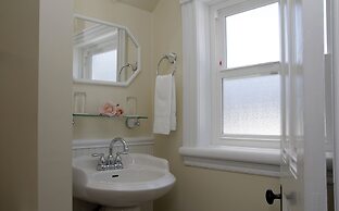 Victorian Inn