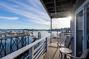 Boothbay Harbor Oceanside Inn