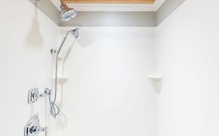 Boothbay Harbor Oceanside Inn