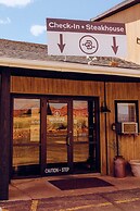 Broken Spur Inn & Steakhouse