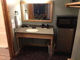 The Historic Madison Hotel Motel
