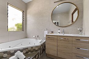 Blue Summit Hideaway