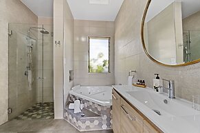 Blue Summit Hideaway