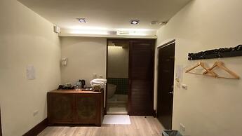 No. 26 Corner Villa Resort