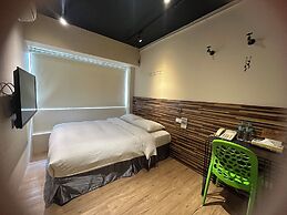 R10 Eco Hotel