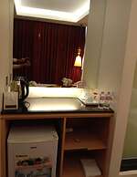 Shwe Pyi San Yar Hotel