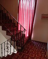 Shwe Pyi San Yar Hotel