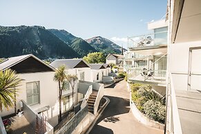 Blue Peaks Apartments